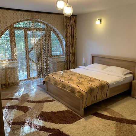 Vila Casa Cristian Sinaia Exteriér fotografie