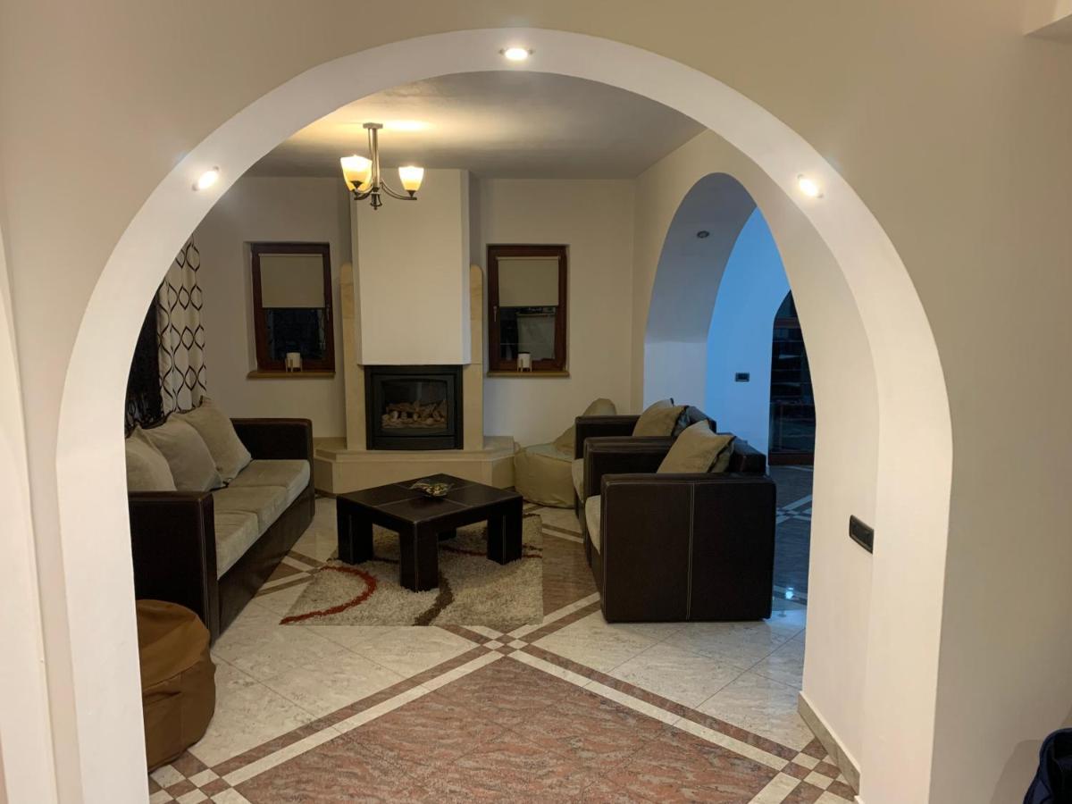 Vila Casa Cristian Sinaia Exteriér fotografie